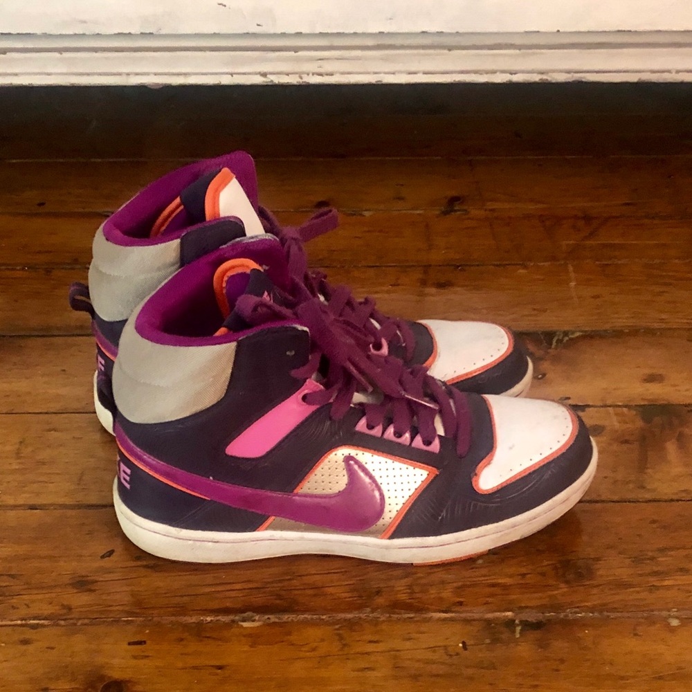 Retro/Vintage Nike High-Tops Size 7.5